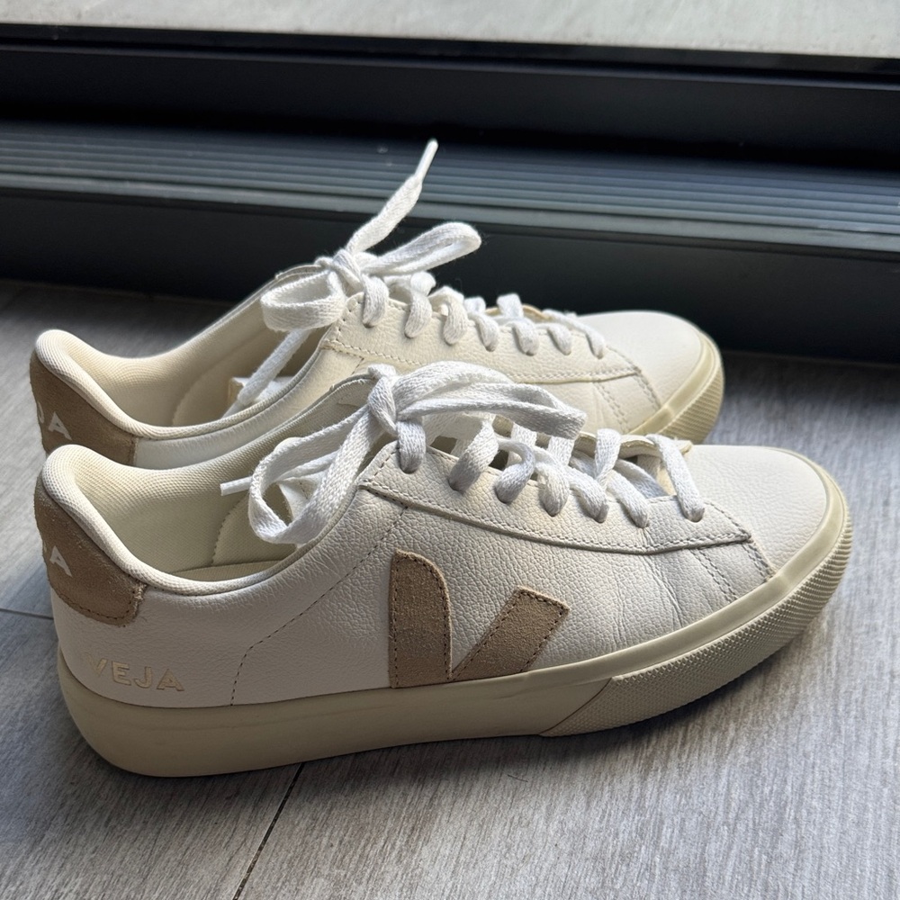 Veja CAMPO LEATHER WHITE NATURAL
 Sneakers Running Shoes US 6 EUR 37 - Picture 7 of 10